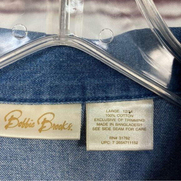 Bobbie Brooks Shirt SZ L Embellished Denim Shacket Embroidered Flowers Patches - Picture 5 of 8